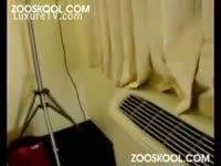 [ Zoo Movie ] Hottie getting screwed by doggie